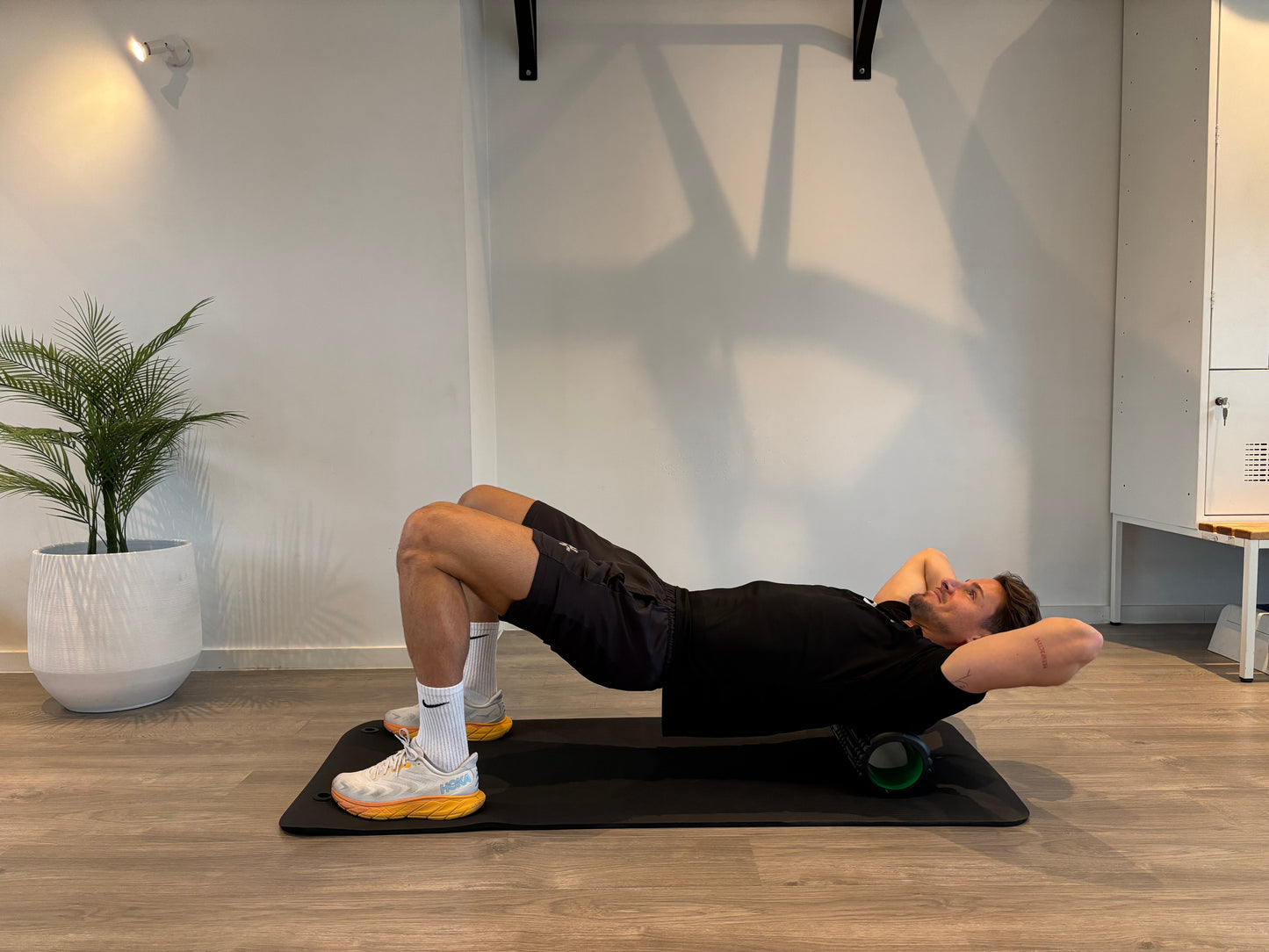 Mambo Max Stay Fit Advanced – Alles-in-één Fitnesspakket met Weerstandsbanden, Gymbal, Foamroller & Dumbbells